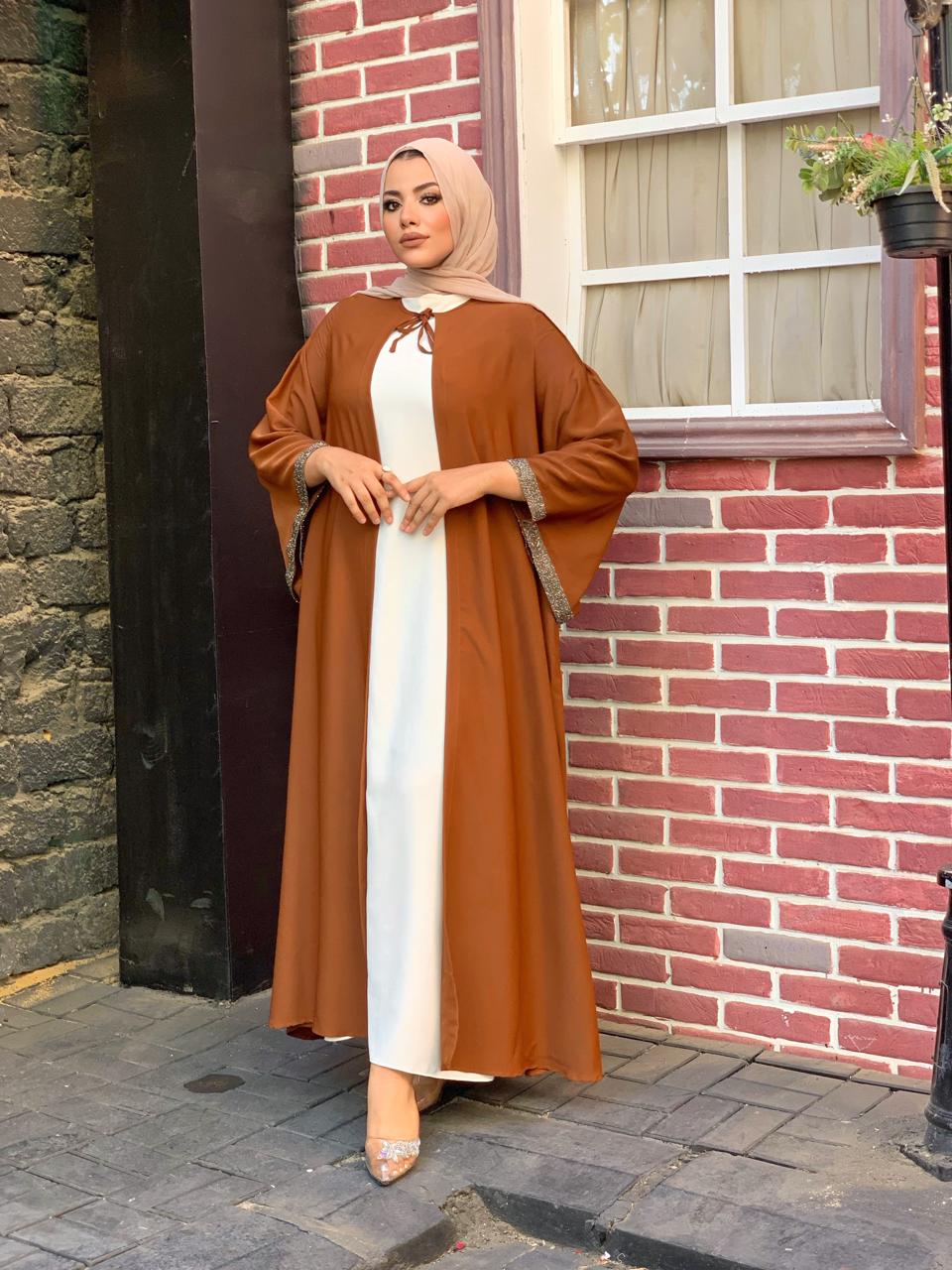 Saudi- Abaya Brown