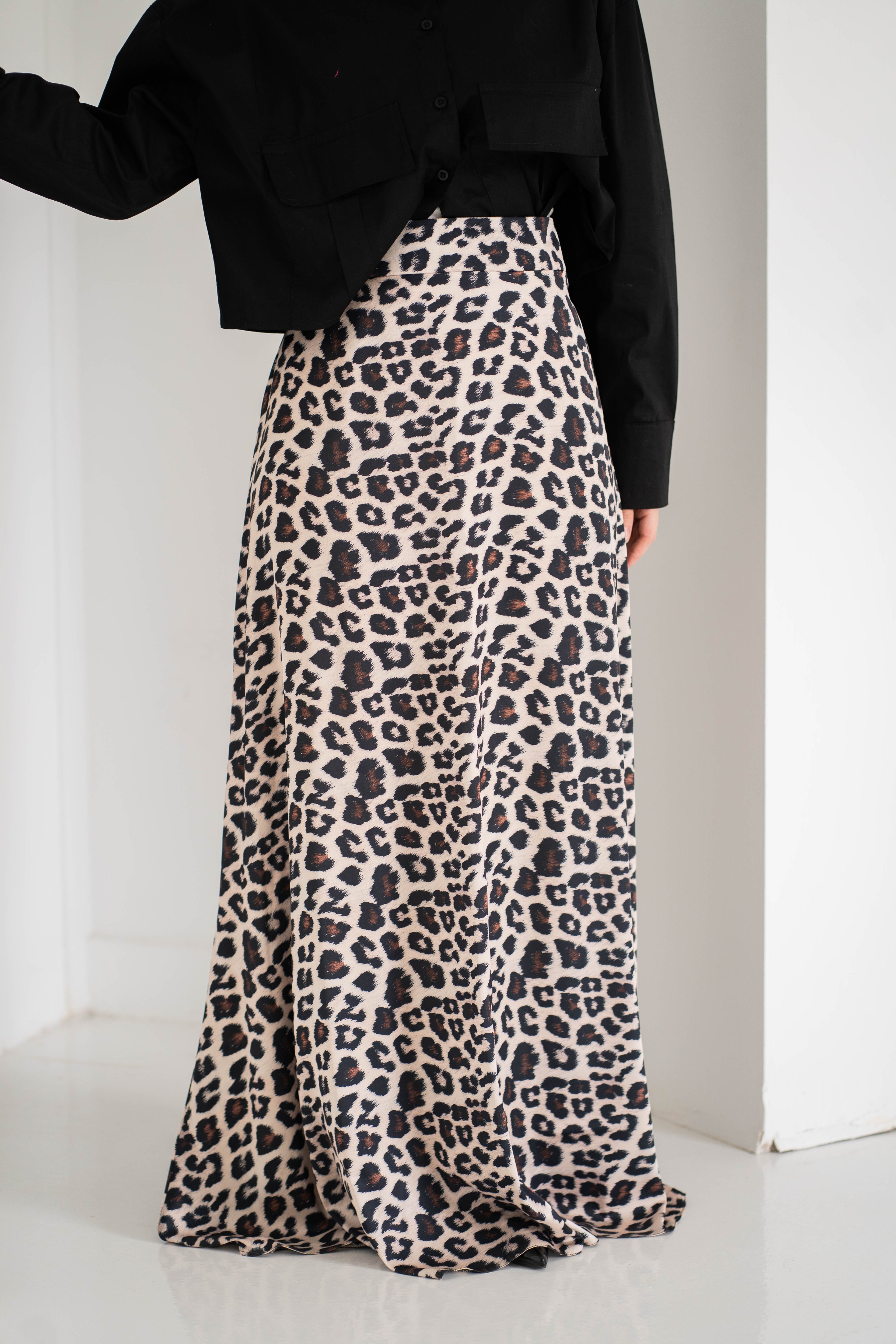 Tiger satin Skirt
