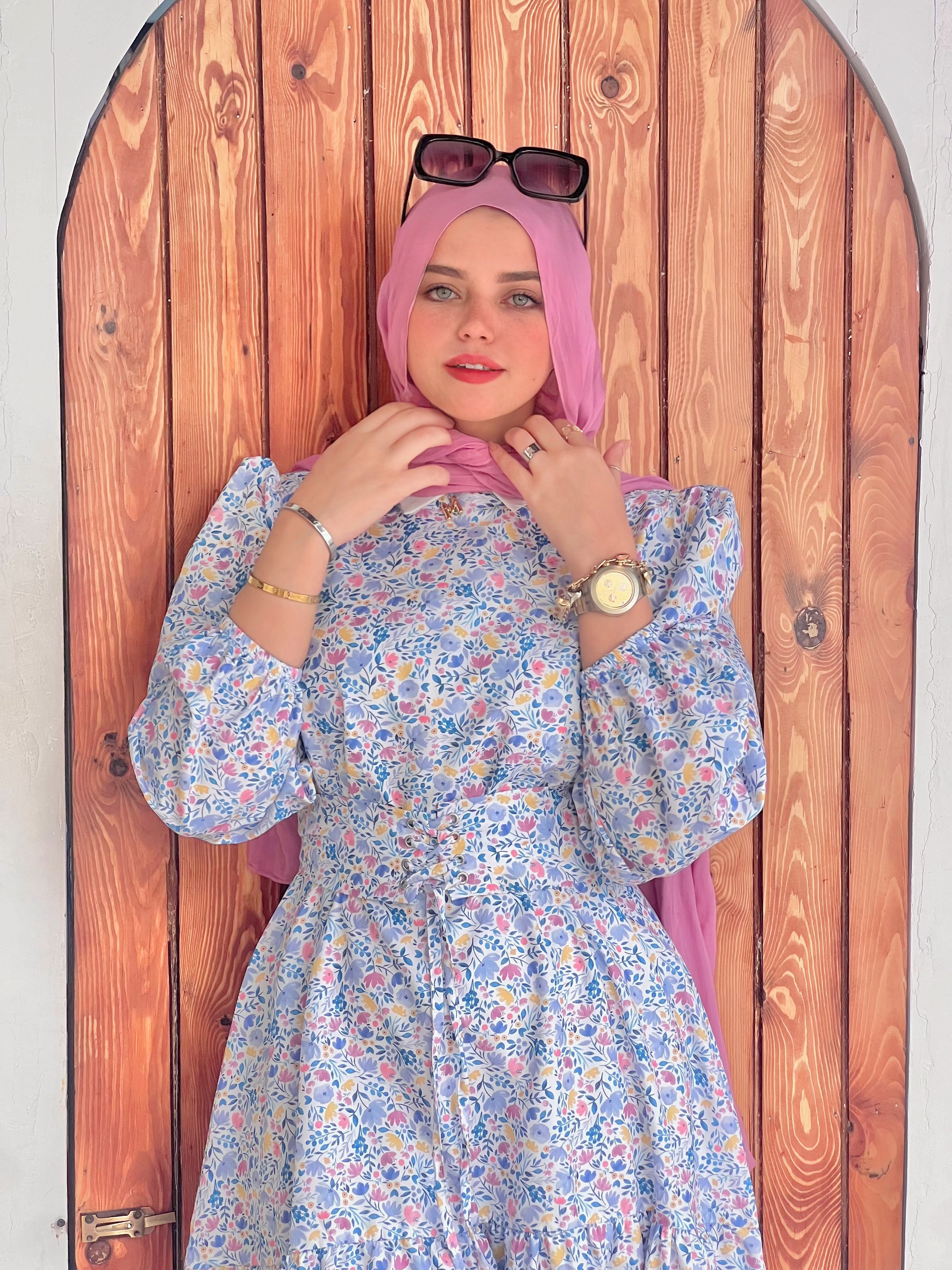 Flory Dress With Belt