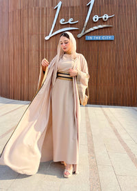 عباية الملكة - بيج
