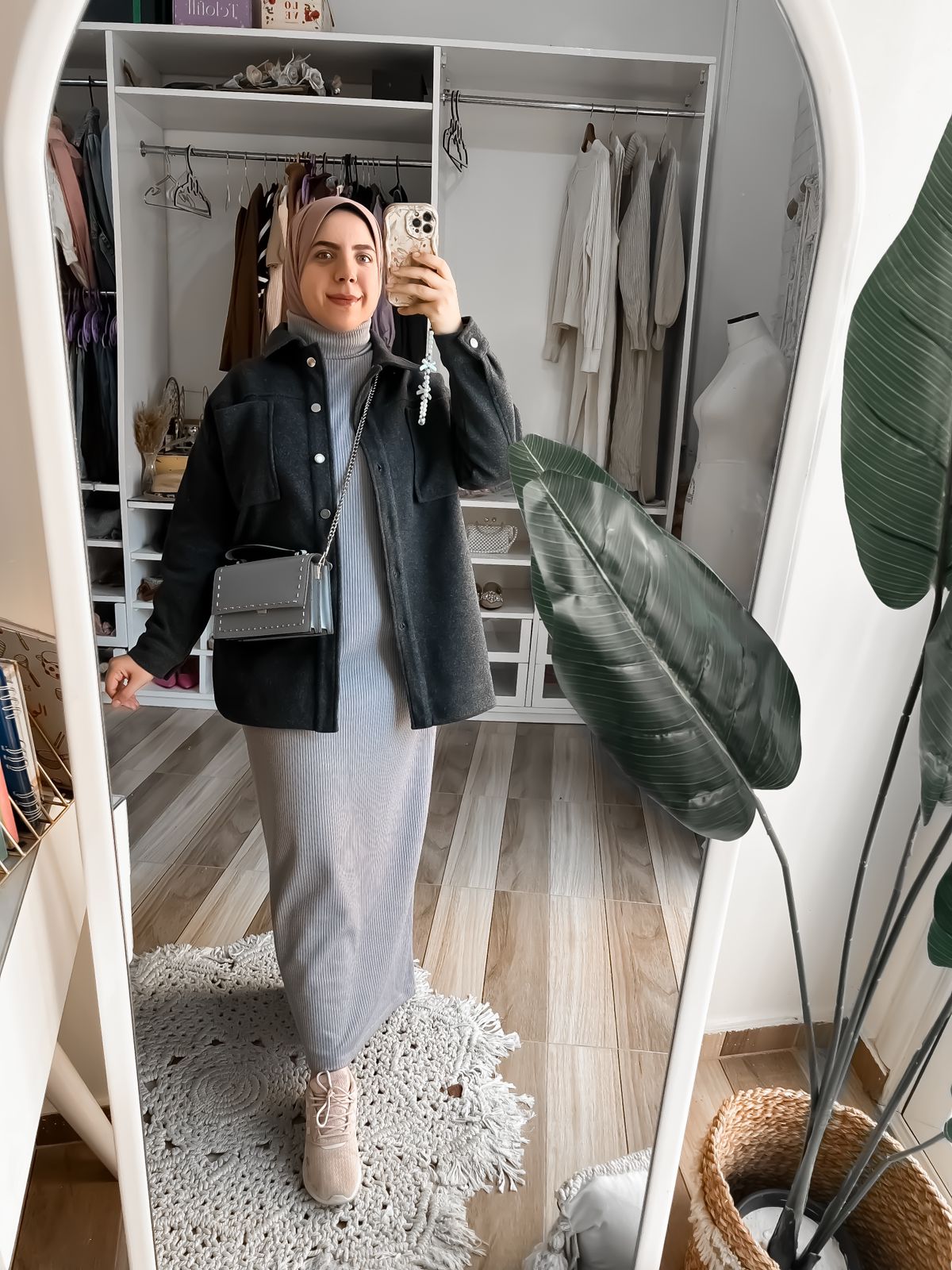 Basic Dress Rip - Gray